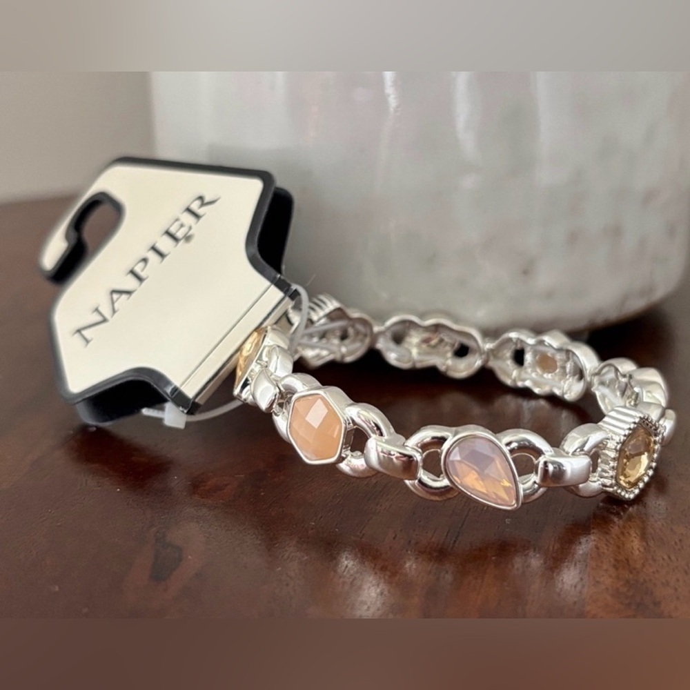 Napier Silvertone Stretch,hexagon,teardrop acrylic stones,topaz,peach,light pink - Picture 1 of 6